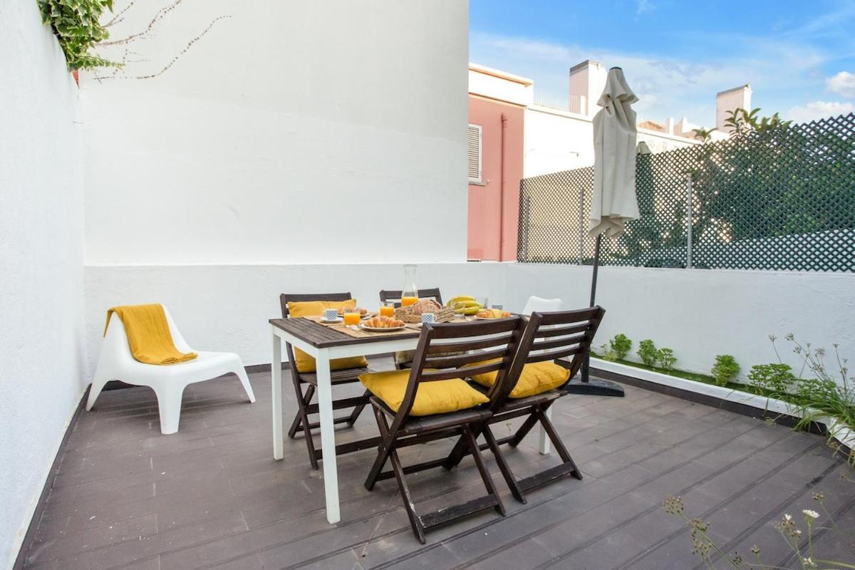 Modern 2 Bedroom Apartment In Estrela With Outside Terrace! Amazing For Families, Couples, Friends Lisboa المظهر الخارجي الصورة