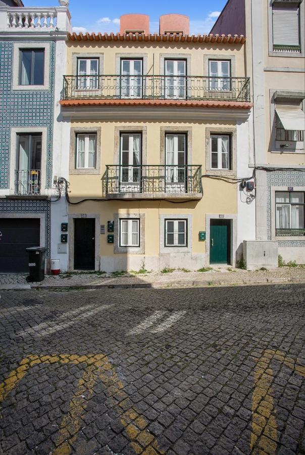 Modern 2 Bedroom Apartment In Estrela With Outside Terrace! Amazing For Families, Couples, Friends Lisboa المظهر الخارجي الصورة